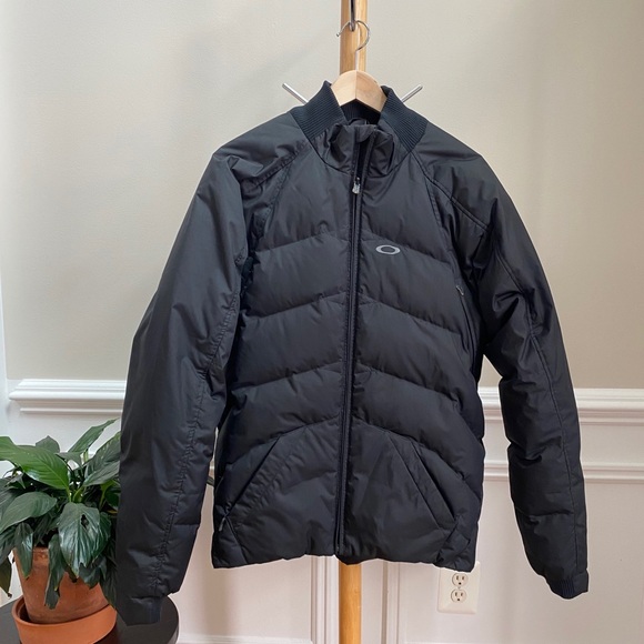 oakley icon bomber jacket